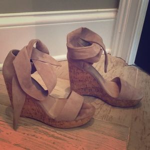 Alex and Alex ankle strap shoes